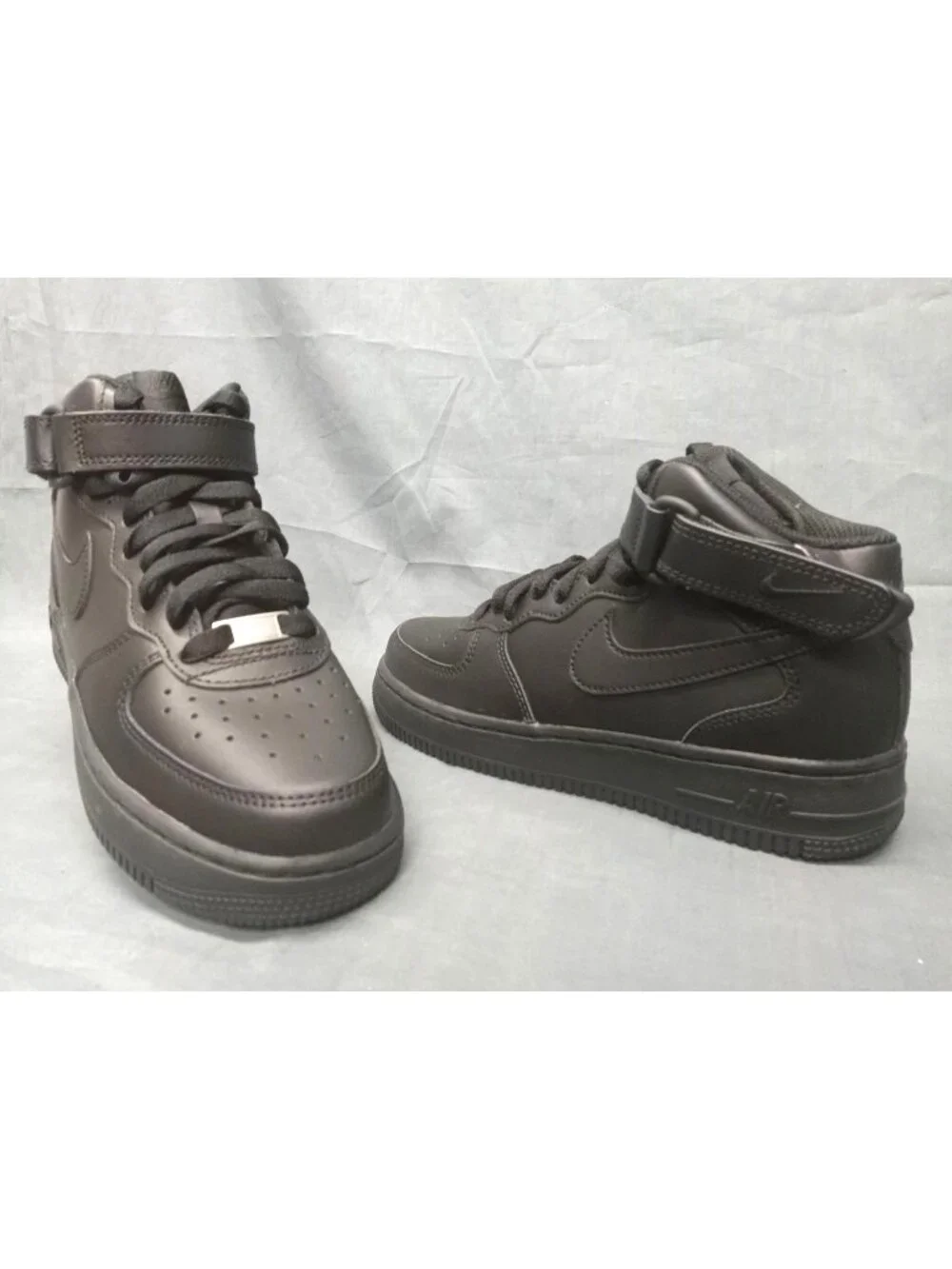 Nike Air Force 1 Mid (GS) Sneaker Leather Triple Black Boys Size 6 NEW NO BOX!
